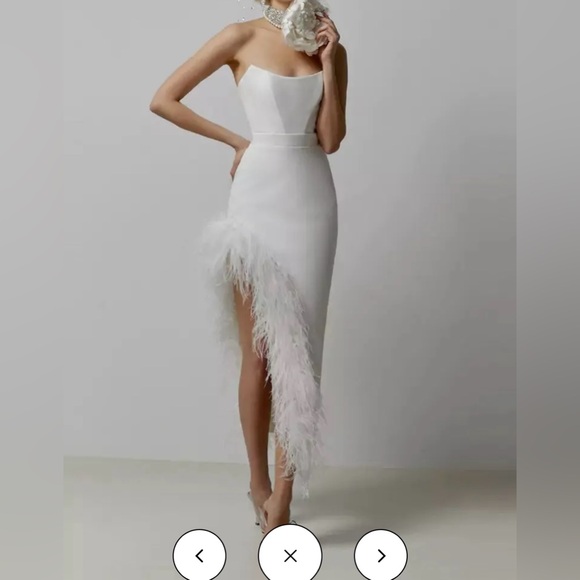 Catchall Payton White Feather Dress - Picture 2 of 4